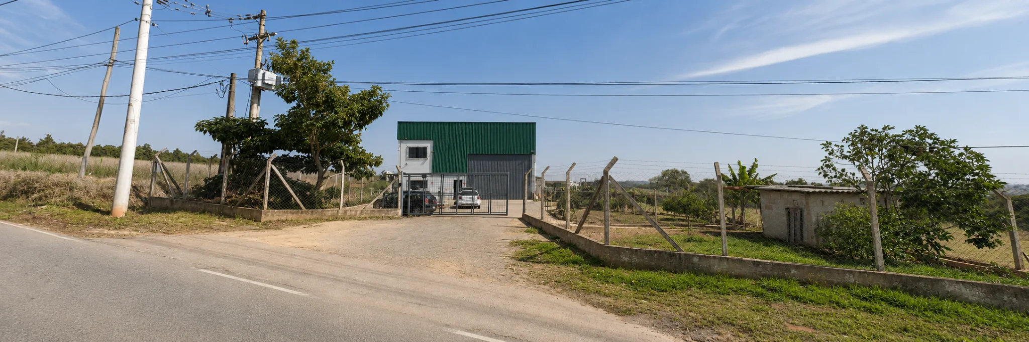 Fachada da fábrica da Therm Telha em Capela do Alto, SP